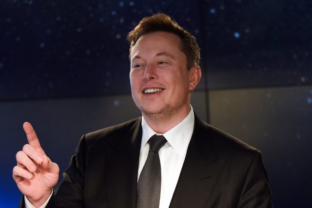 spacex-ceo-elon-musk-2020-1-640x427.jpg