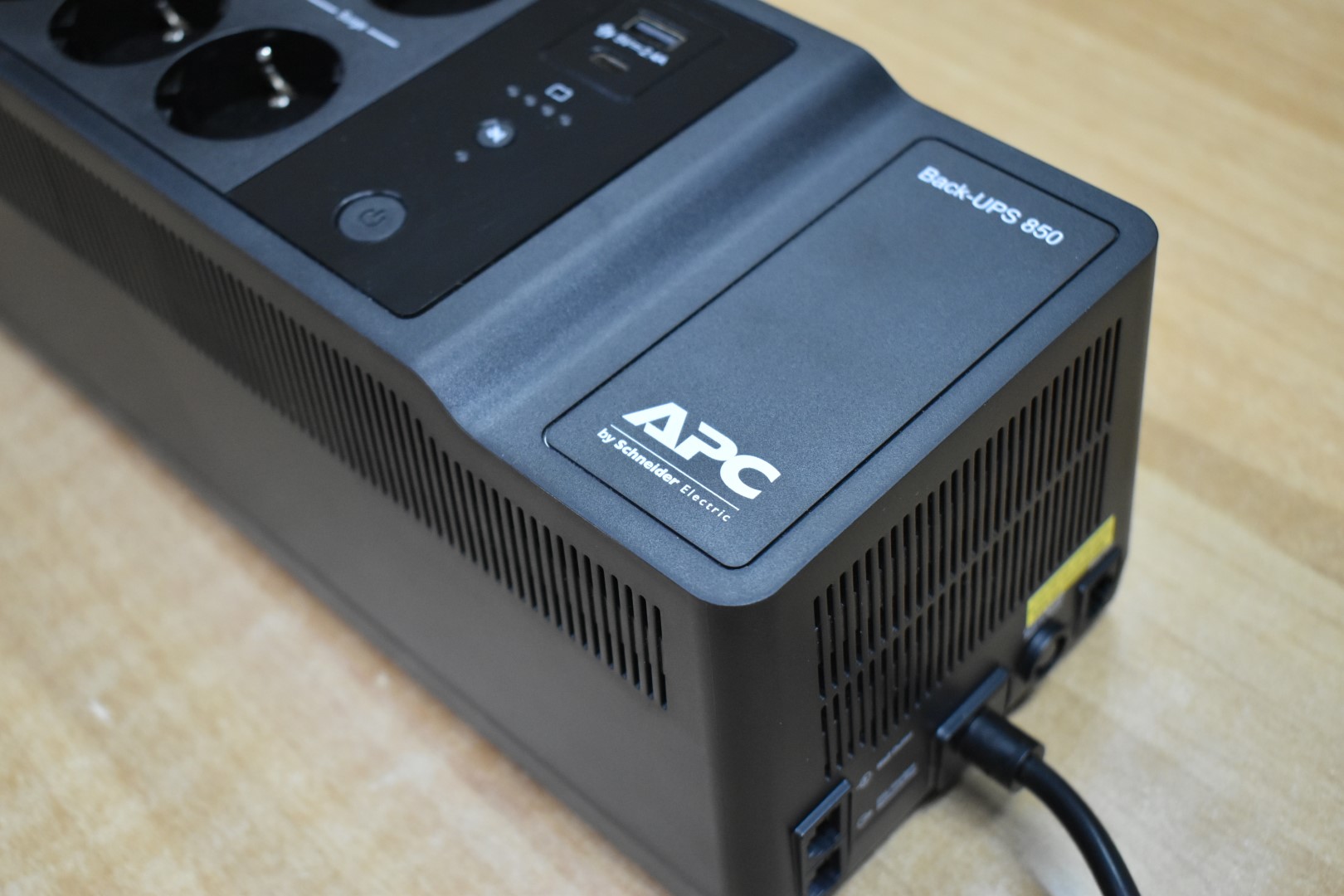 Ибп apc back ups 850va обзор